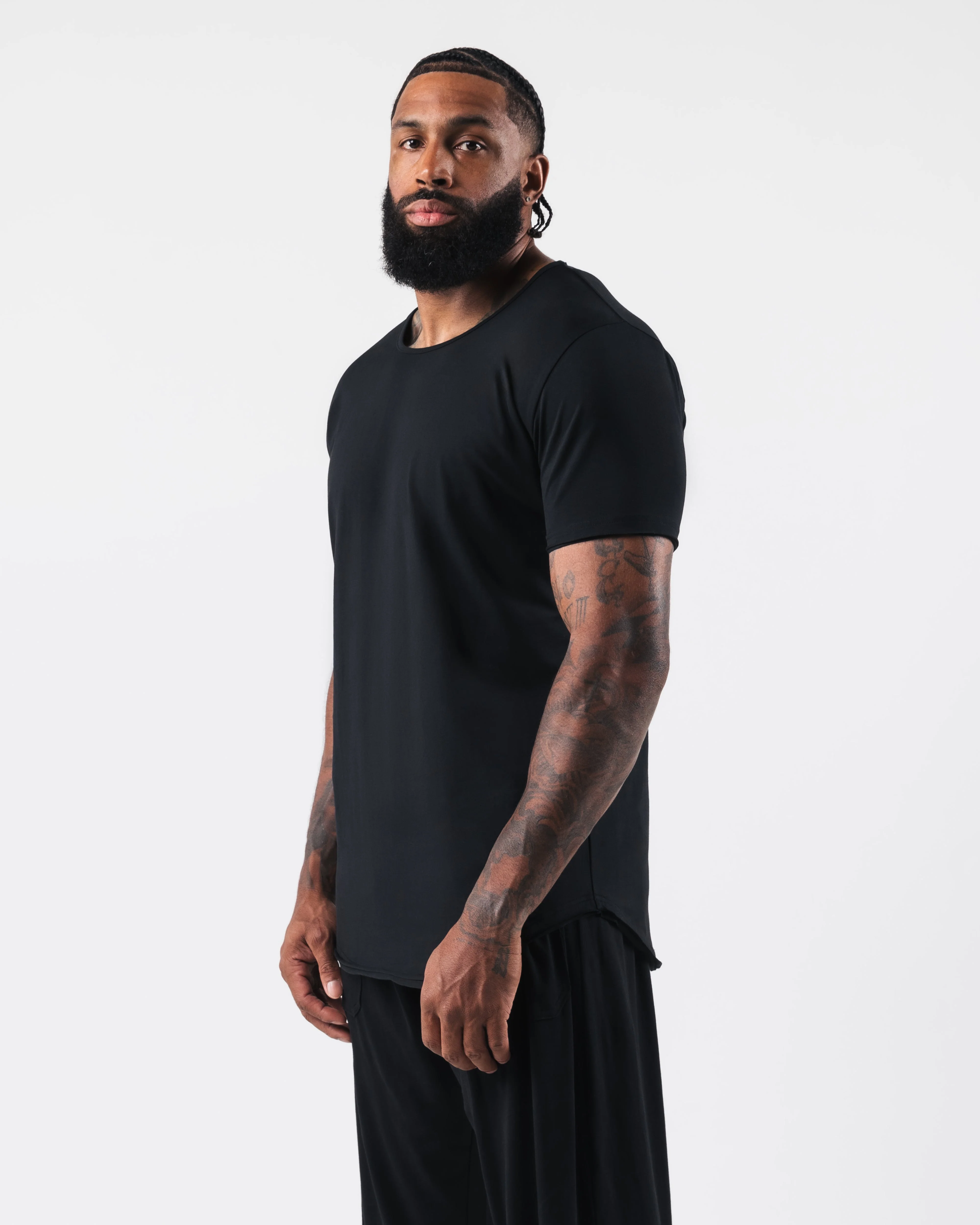 Essential Scoop Neck - Black - Image 7