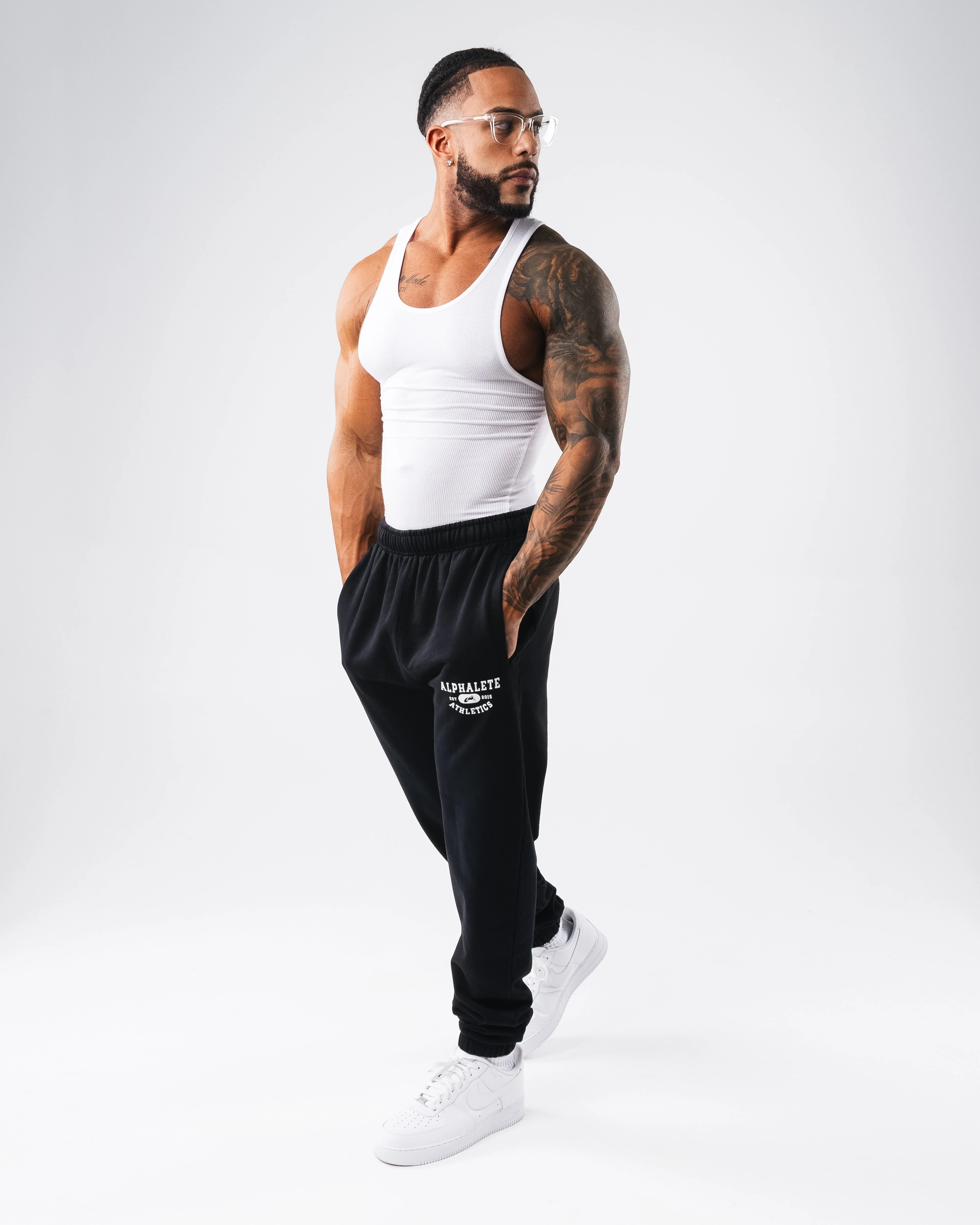 Member Vintage Jogger - Black - Image 2