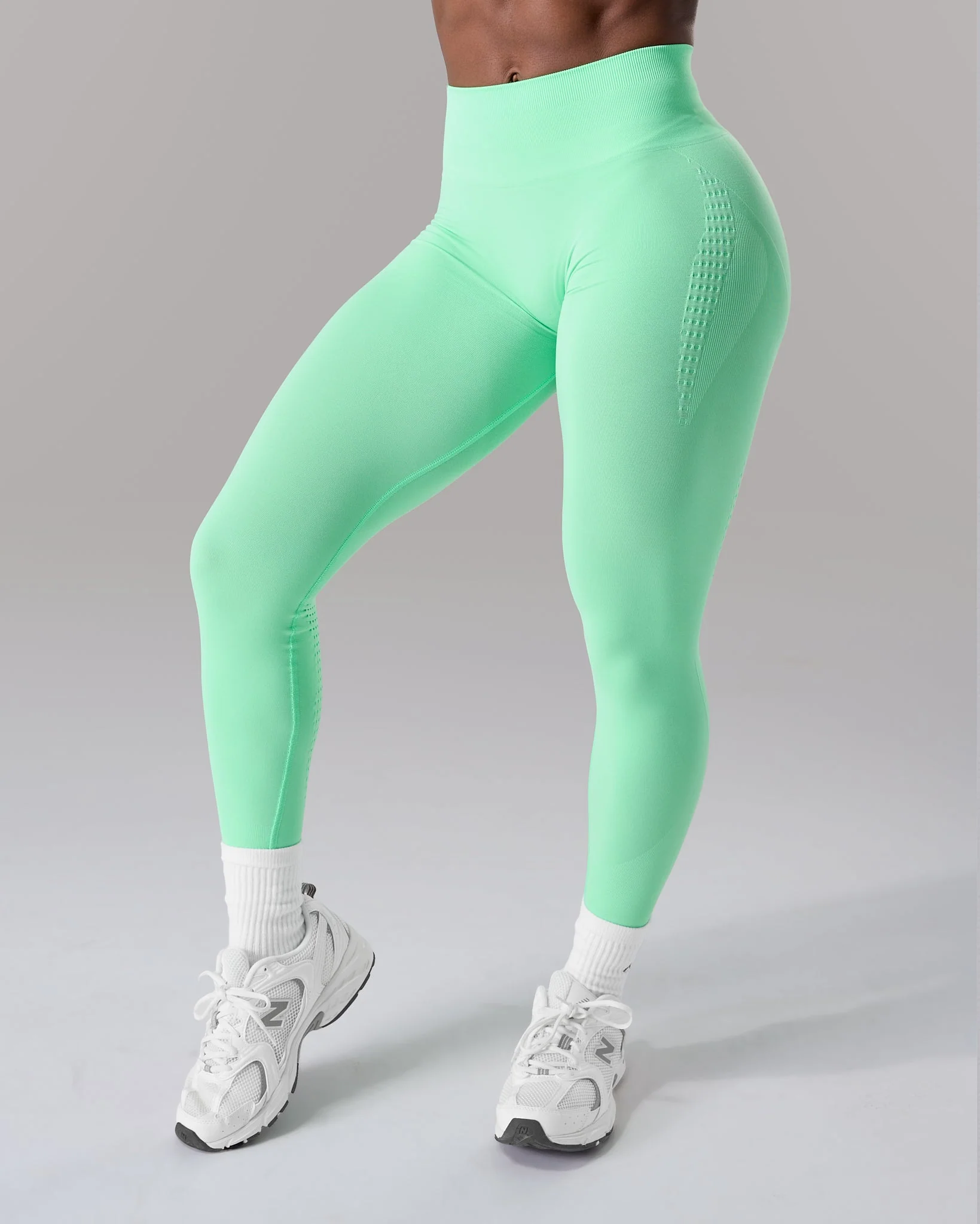 Contour Mid Rise Legging - Aurora - Image 2