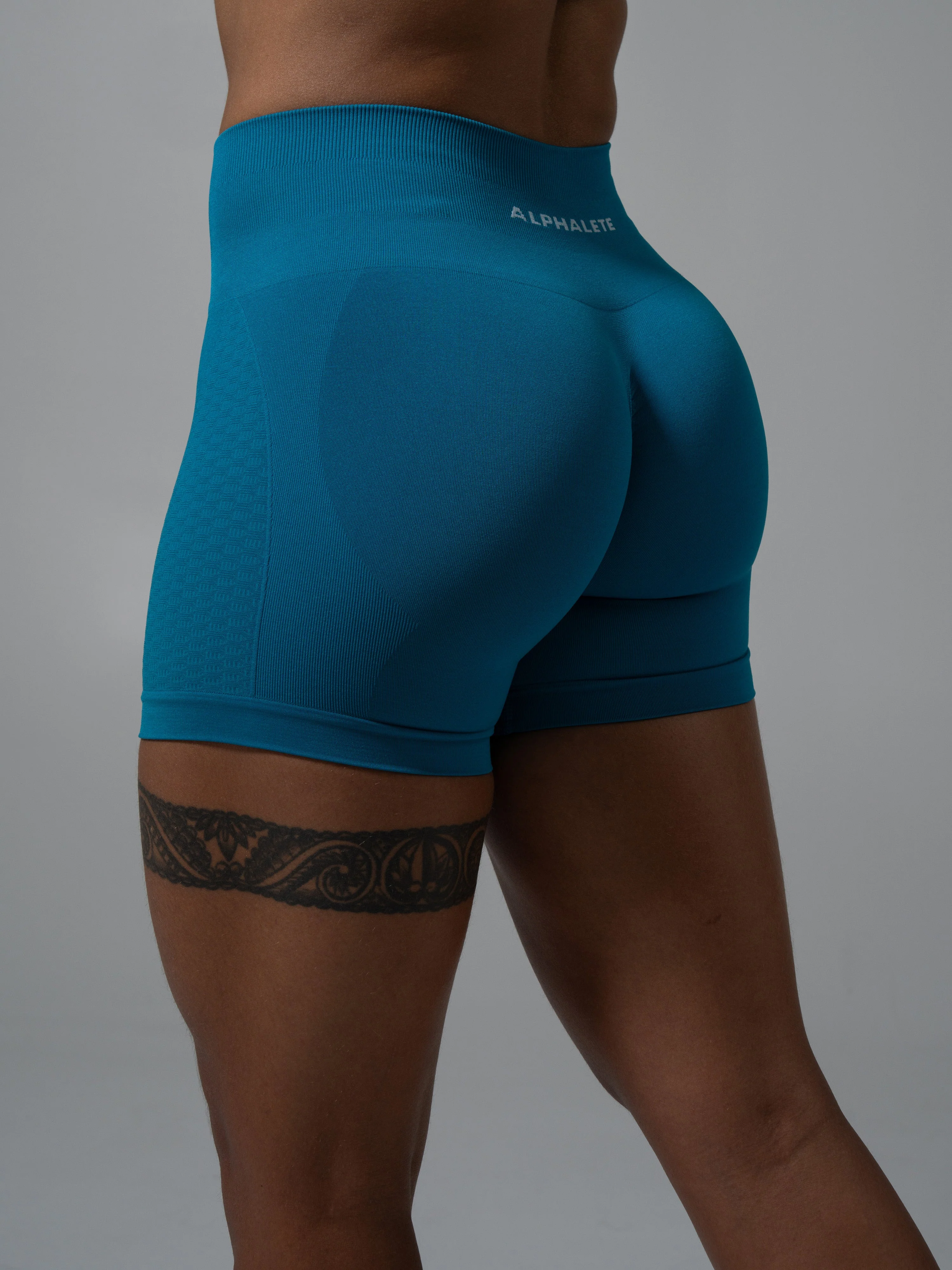 Contour Mid Rise Short - Tidal Teal - Image 5