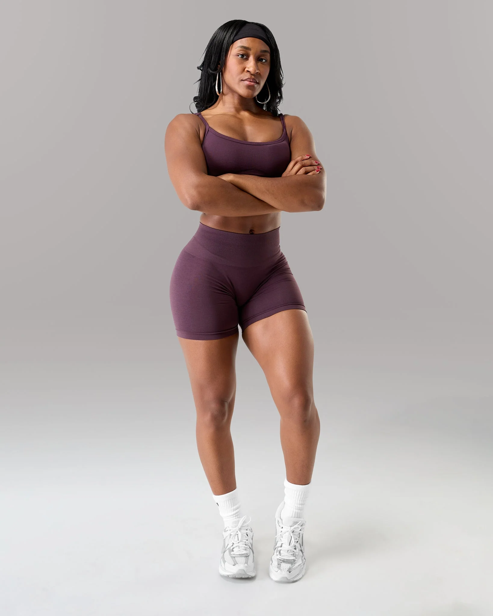 Amplify Mid Rise Short - Black Garnet - Image 4