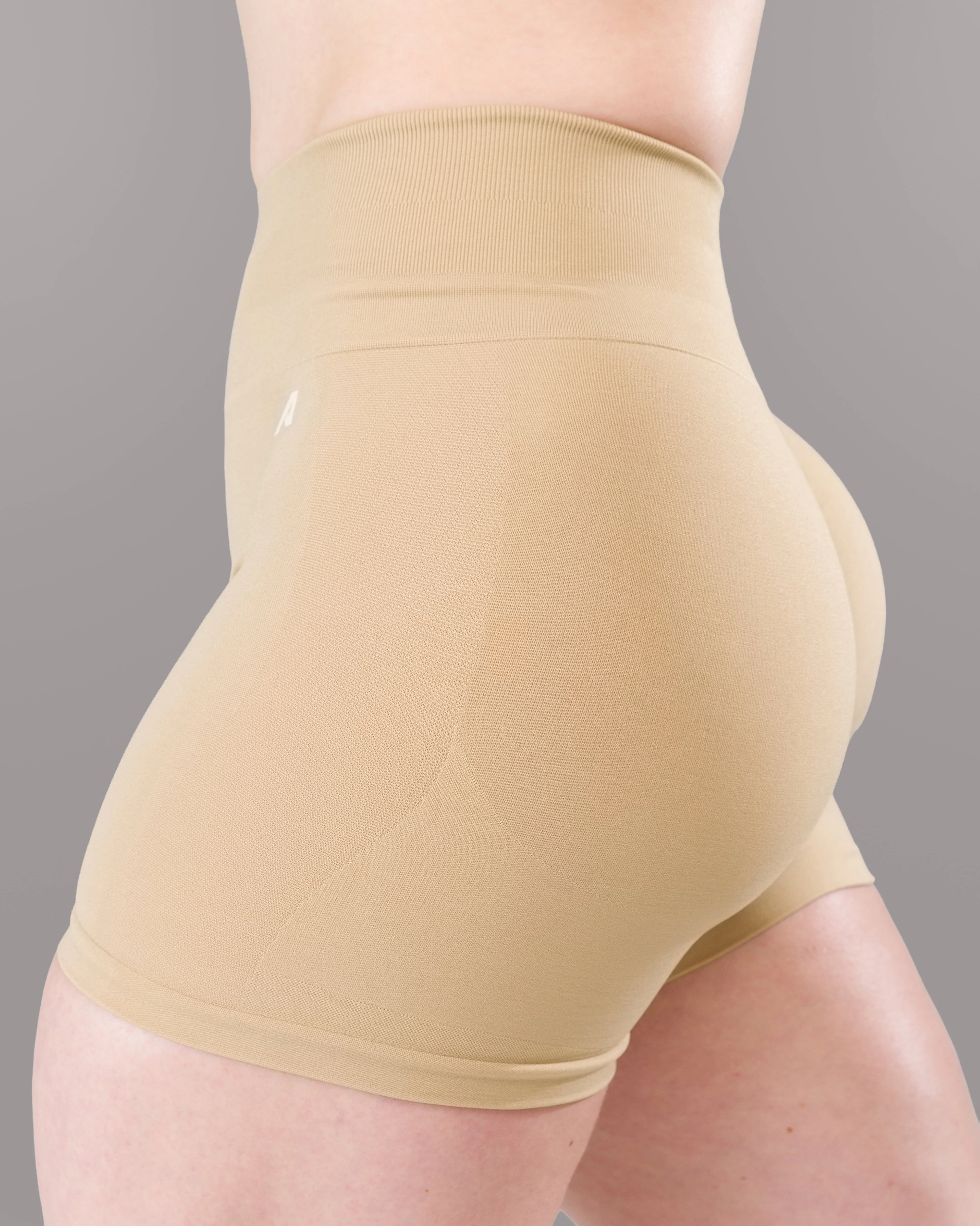 Pump Mid Rise Short - Sahara w/ Logo - Image 9