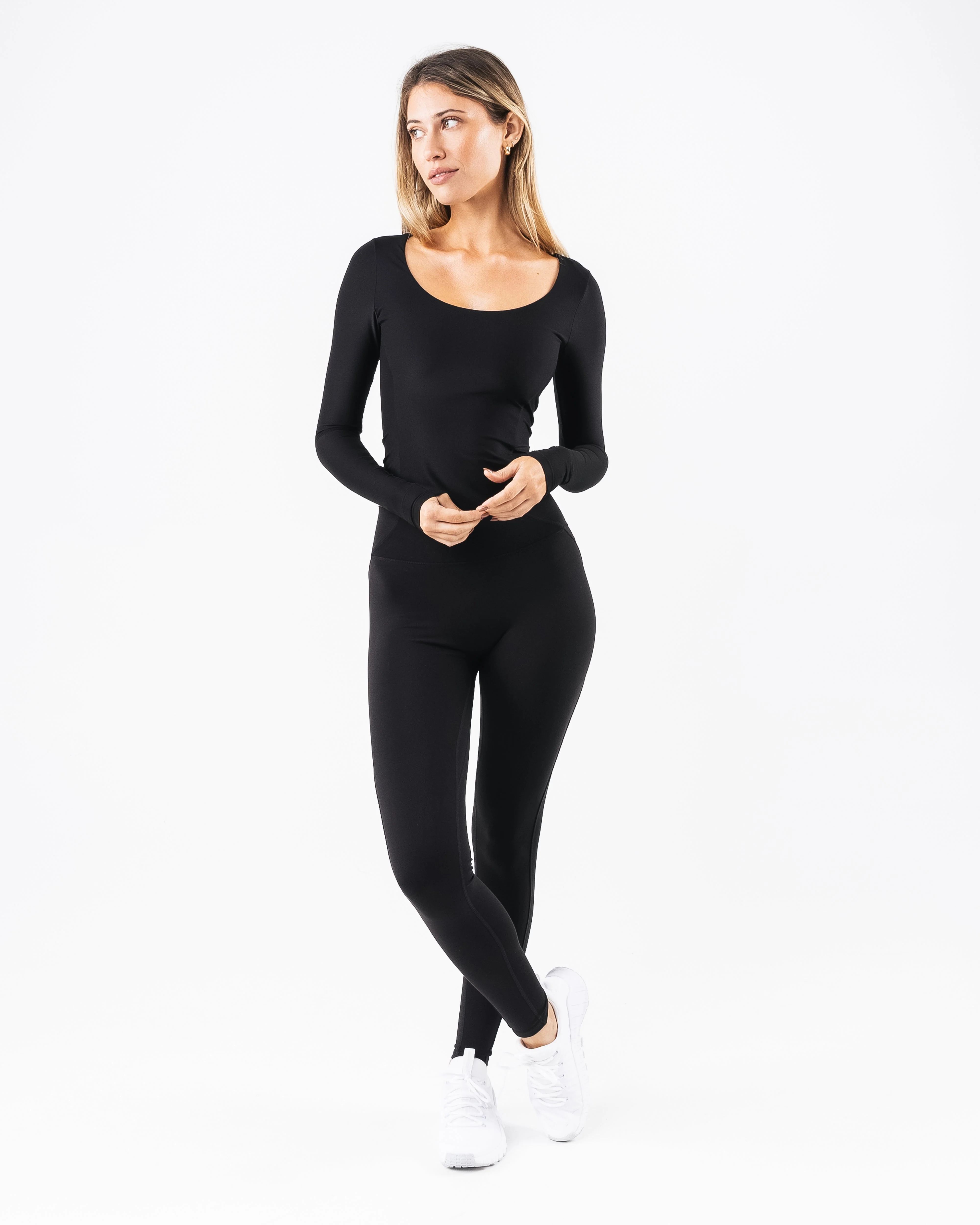 Basics Long Sleeve - Black - Image 2