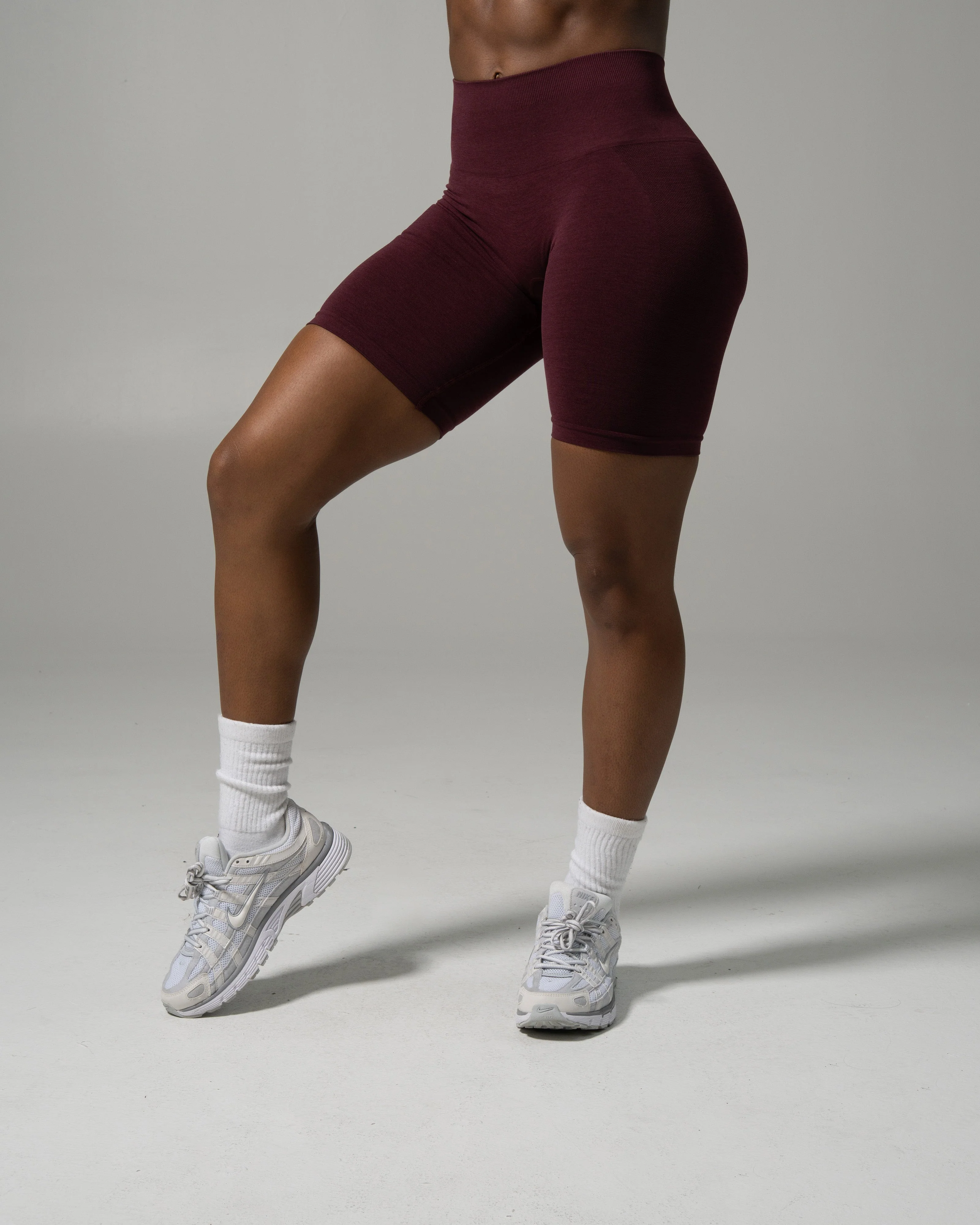 Pump Mid Rise Biker Short - Merlot - Image 3