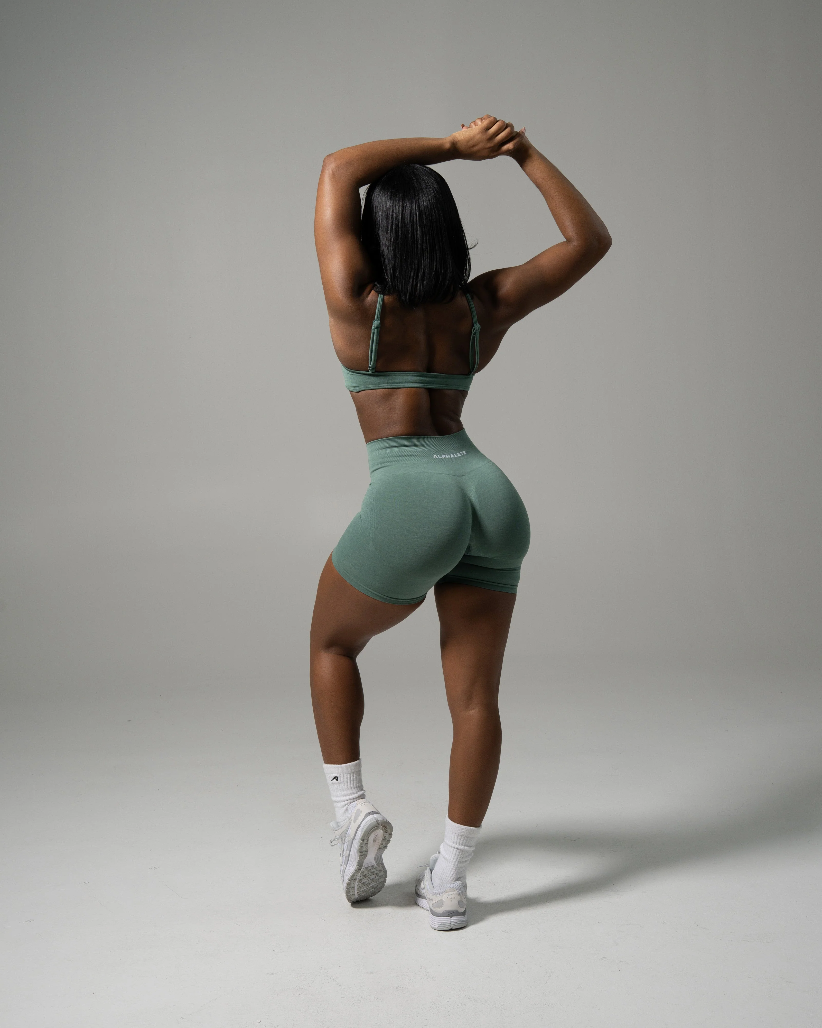 Pump Mid Rise Short - Juniper Green - Image 4