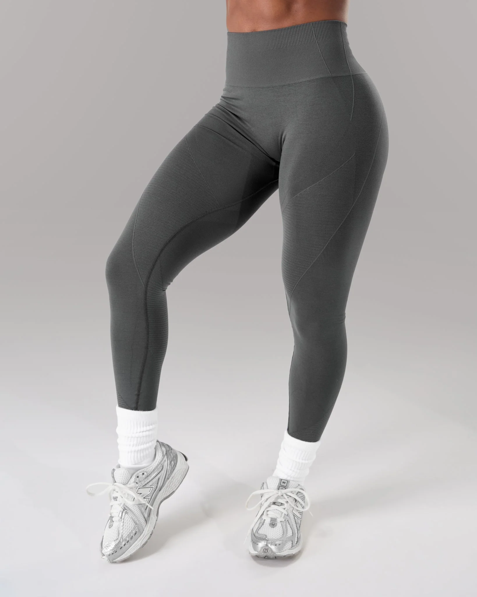 Revive High Rise Legging - Graphite - Image 2